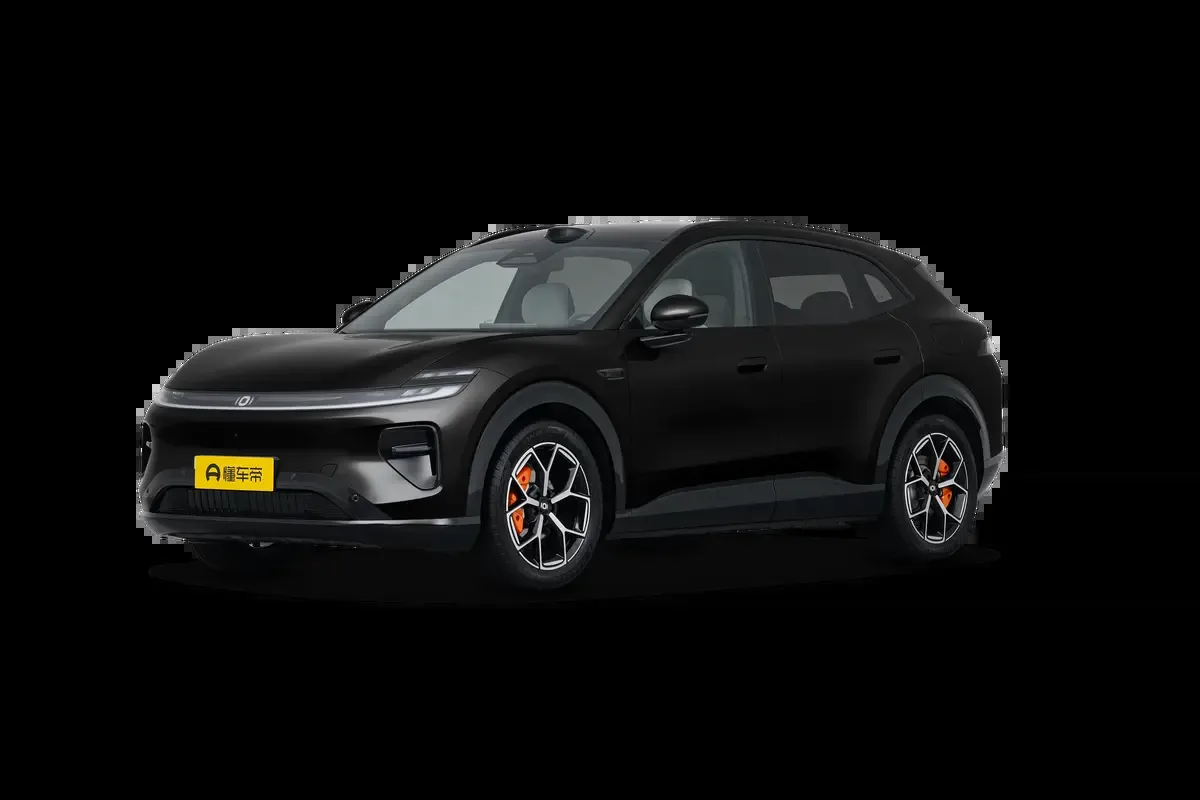 Changan Nevo Q06 — чёрный цвет Pine Shadow Black